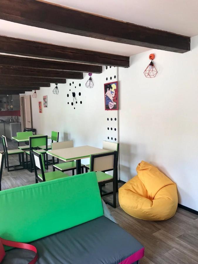 Lucky Hostel На Крещатике كييف المظهر الخارجي الصورة