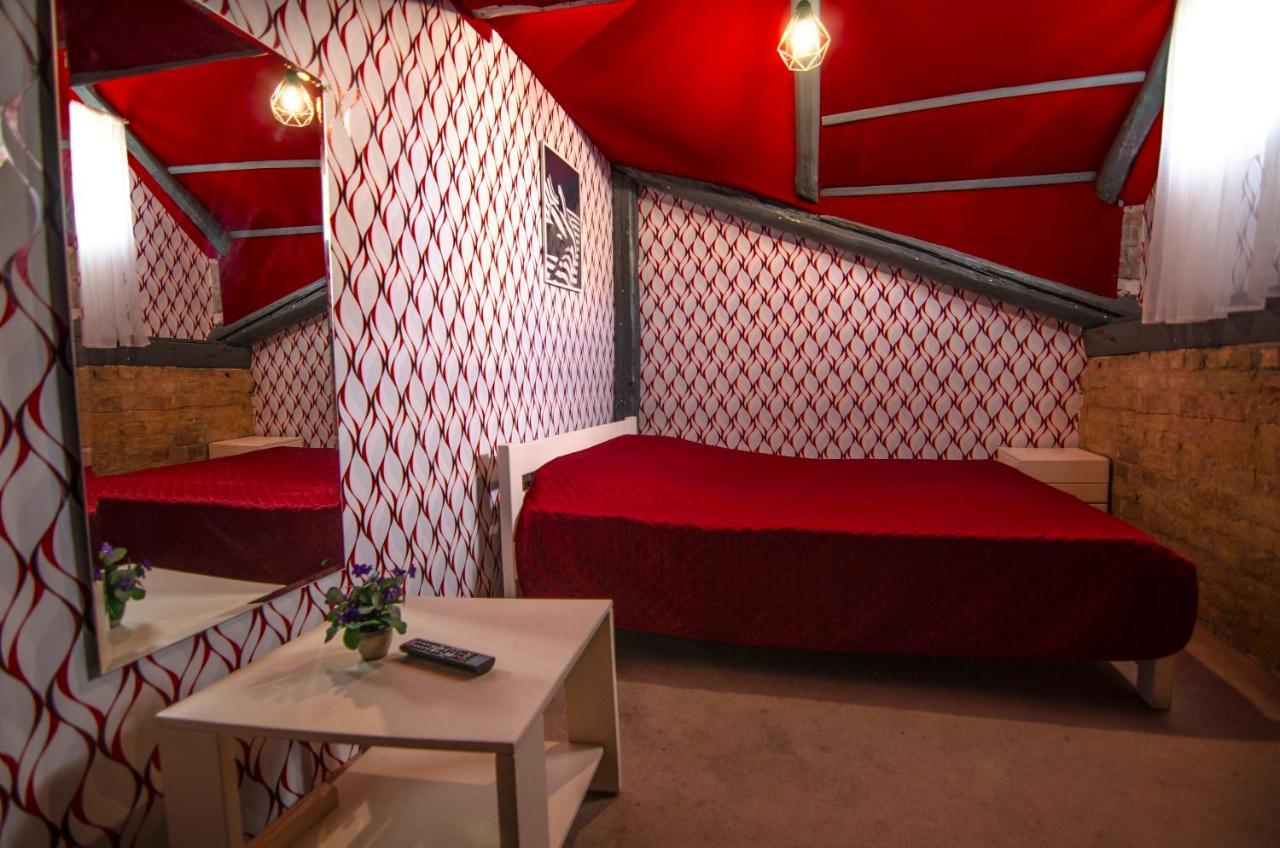 Lucky Hostel На Крещатике كييف المظهر الخارجي الصورة